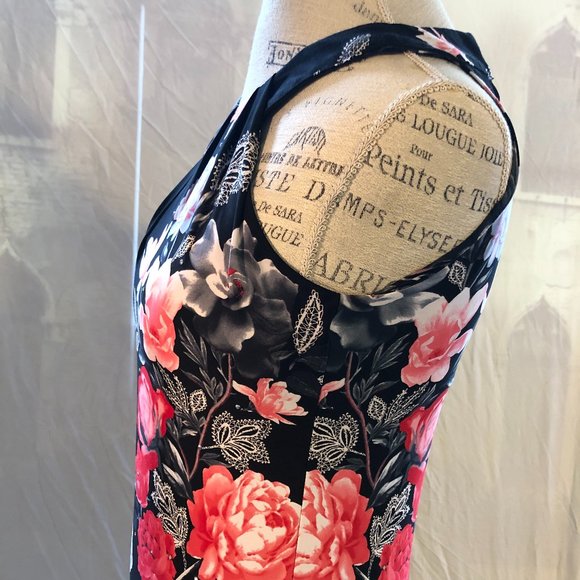 INC International Concepts Fitted Top: Size S - Picture 8 of 13